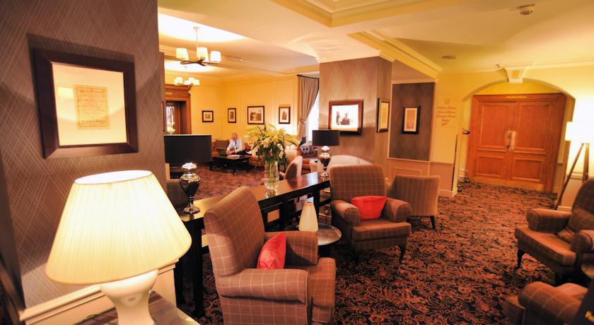 Golden Lion Hotel Stirling Zewnętrze zdjęcie
