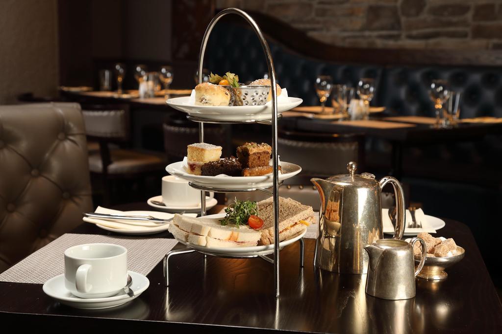 Golden Lion Hotel Stirling Zewnętrze zdjęcie